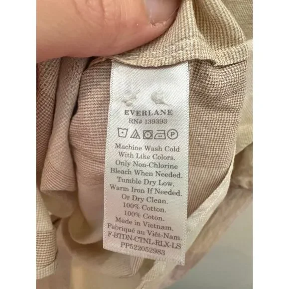 EVERLANE | Relaxed Air Shirt Beige Plaid Button Down 100% Cotton | Size 2 - Picture 6 of 6